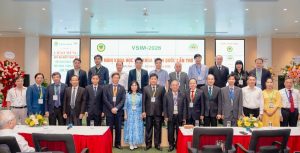 Gần 300 chuyên gia dự Hội nghị Nội khoa toàn quốc lần thứ 14缩略图