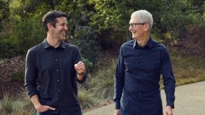 Tim Cook nhường ghế CEO Apple cho John Ternus từ tháng 9 năm nay缩略图